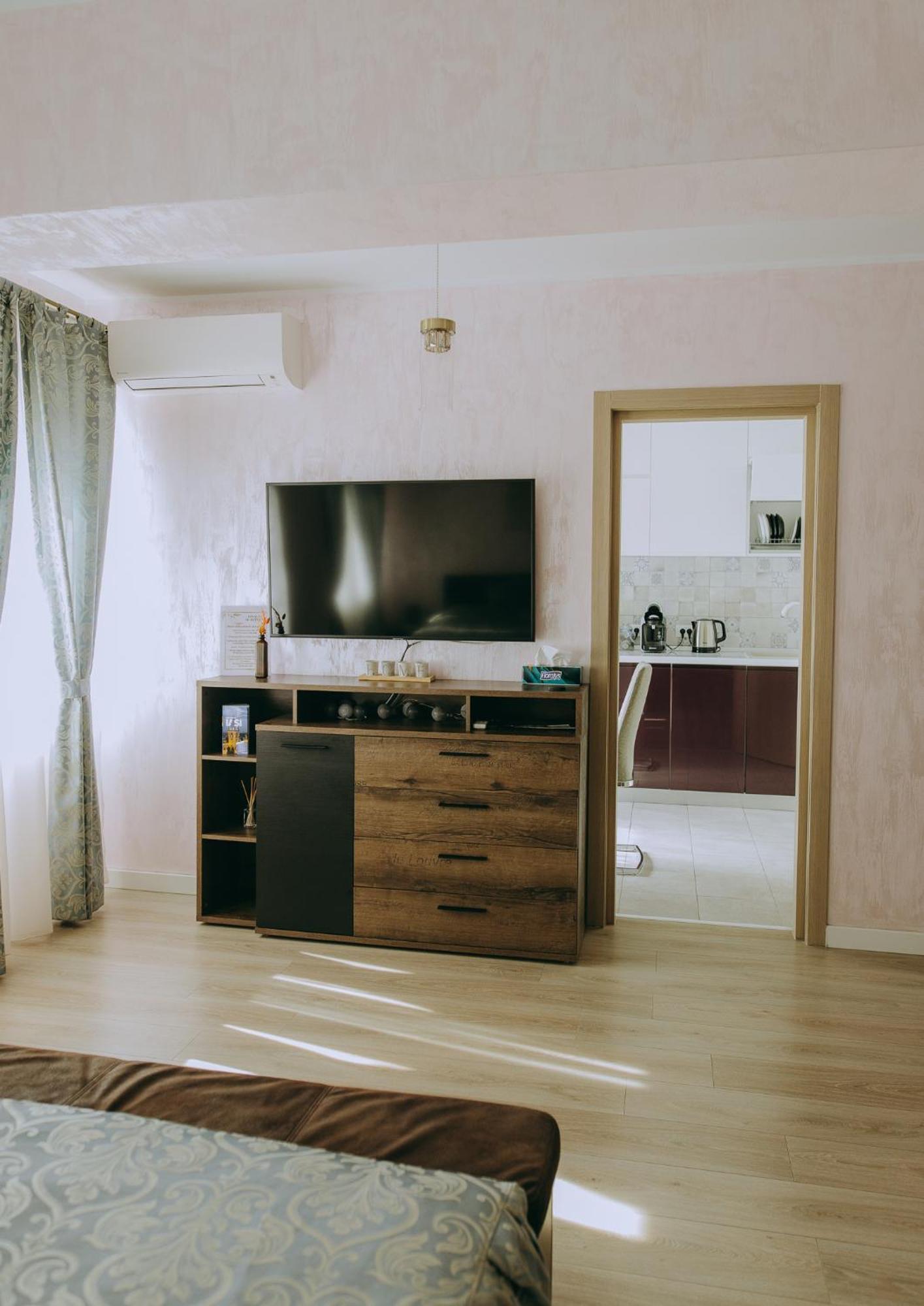 Dina Lux Iasi Apartment Zewnętrze zdjęcie